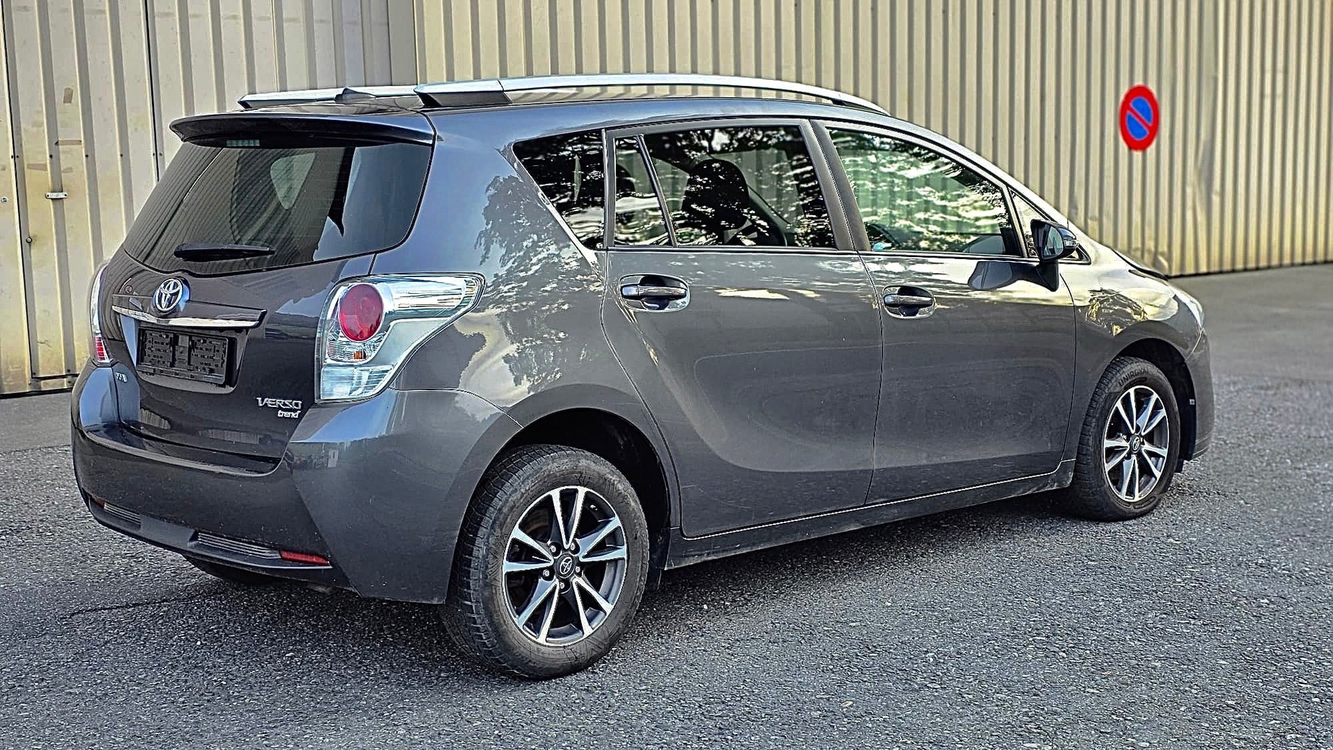 TOYOTA Verso 1.6 D-4D Trend-image-5