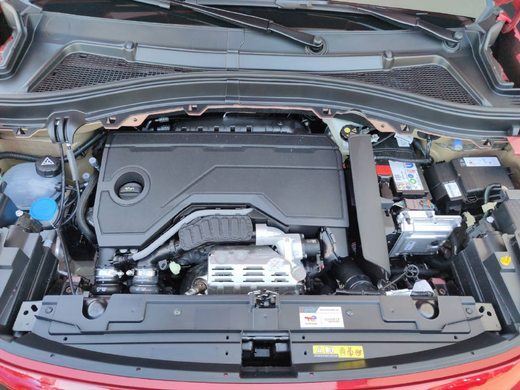 CITROEN C3 1.2 Hybrid Edition Tricolore-image-8