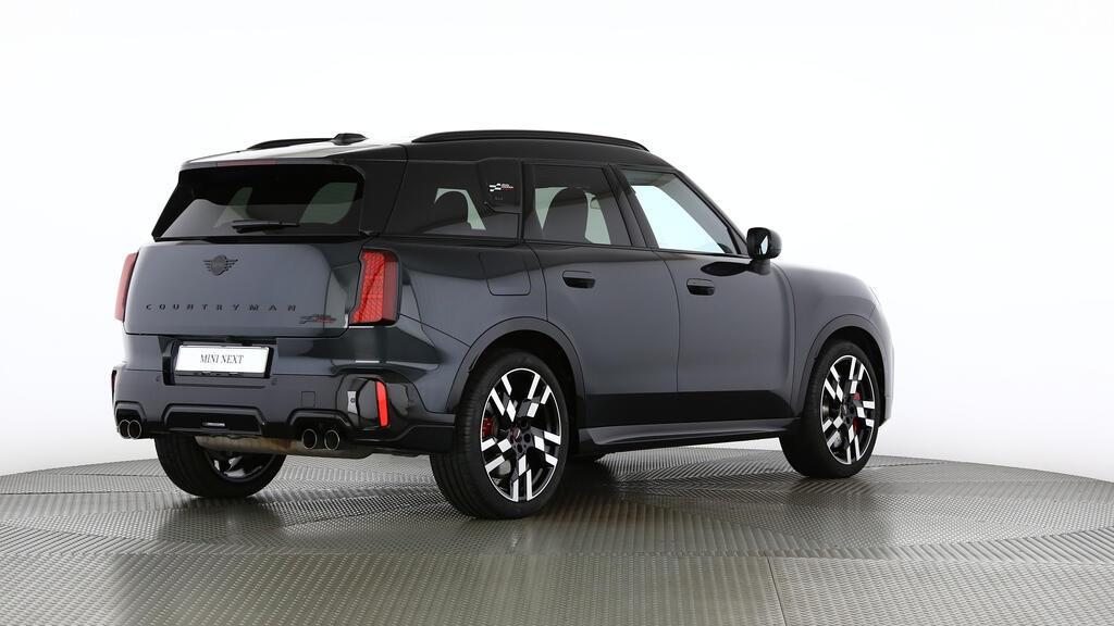 MINI John Cooper Works Countryman ALL4-image-3
