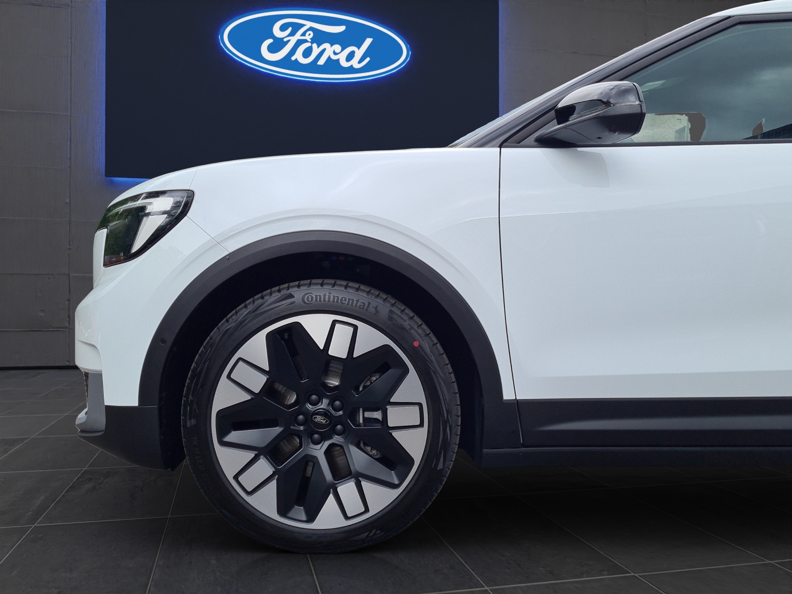 FORD Explorer Extended Range (79 kWh) Premium 4x4 AUTOMAT-image-18
