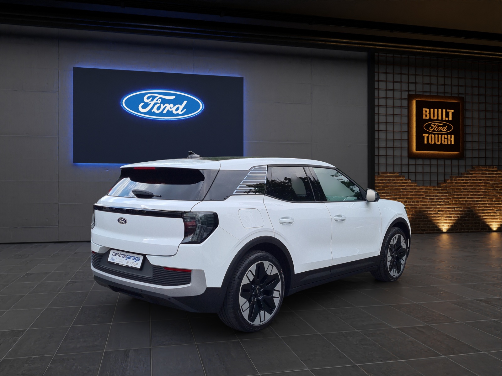 FORD Explorer Extended Range (79 kWh) Premium 4x4 AUTOMAT-showroom-element-3