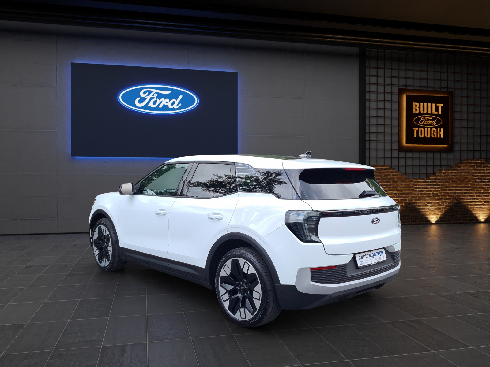 FORD Explorer Extended Range (79 kWh) Premium 4x4 AUTOMAT-showroom-element-2