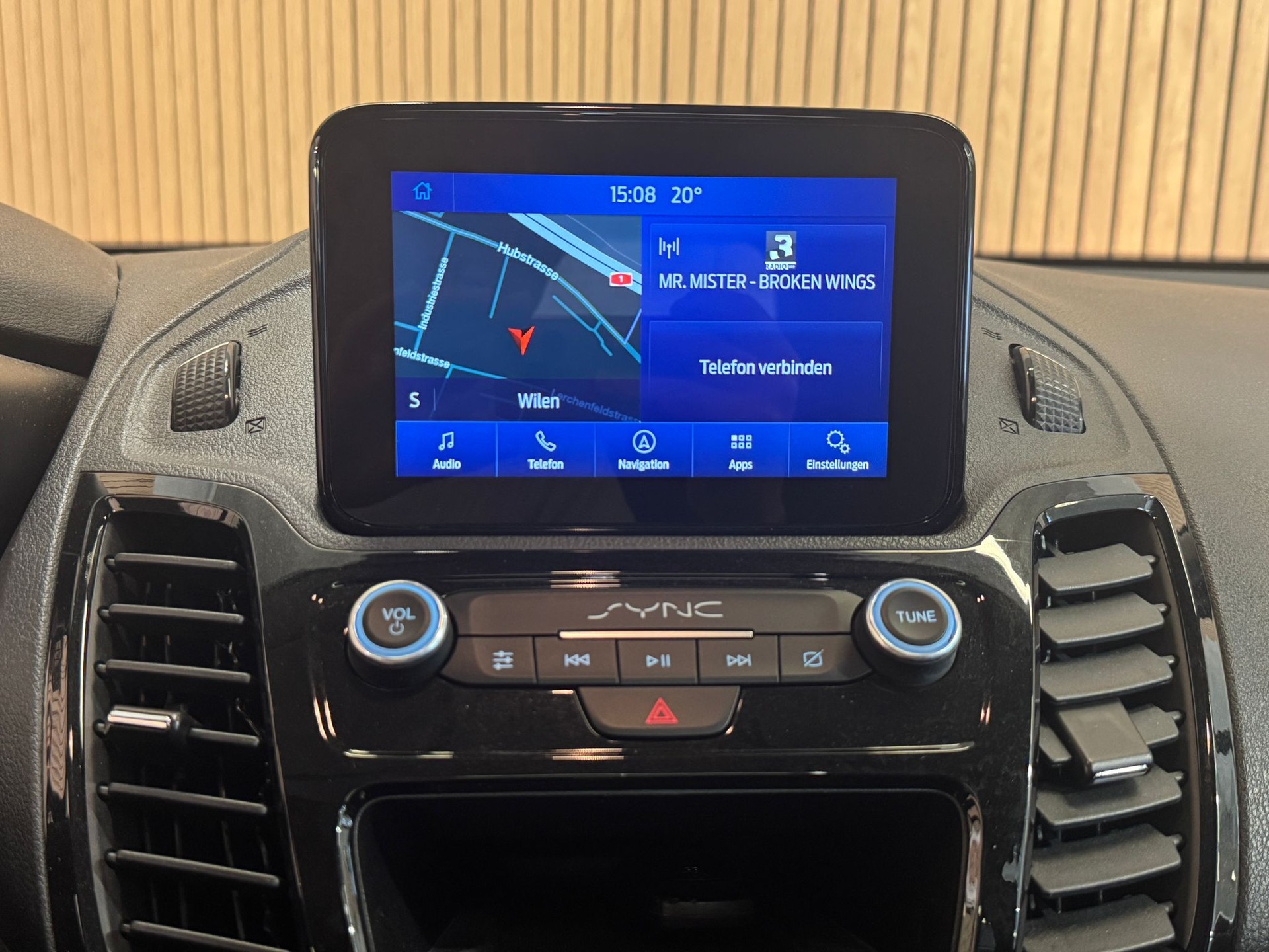 FORD Grand Tourneo Connect 1.5 EcoBlue Titanium Automat-image-16
