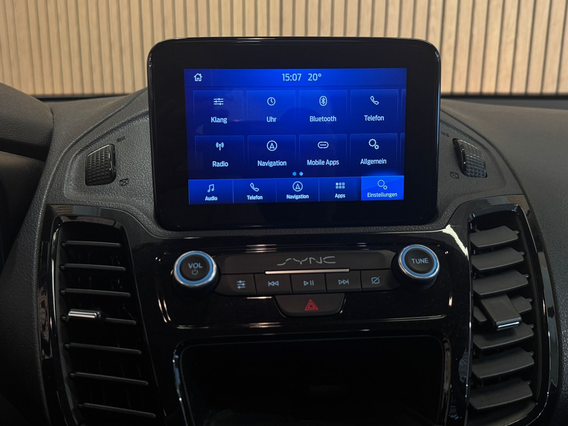 FORD Grand Tourneo Connect 1.5 EcoBlue Titanium Automat-image-14