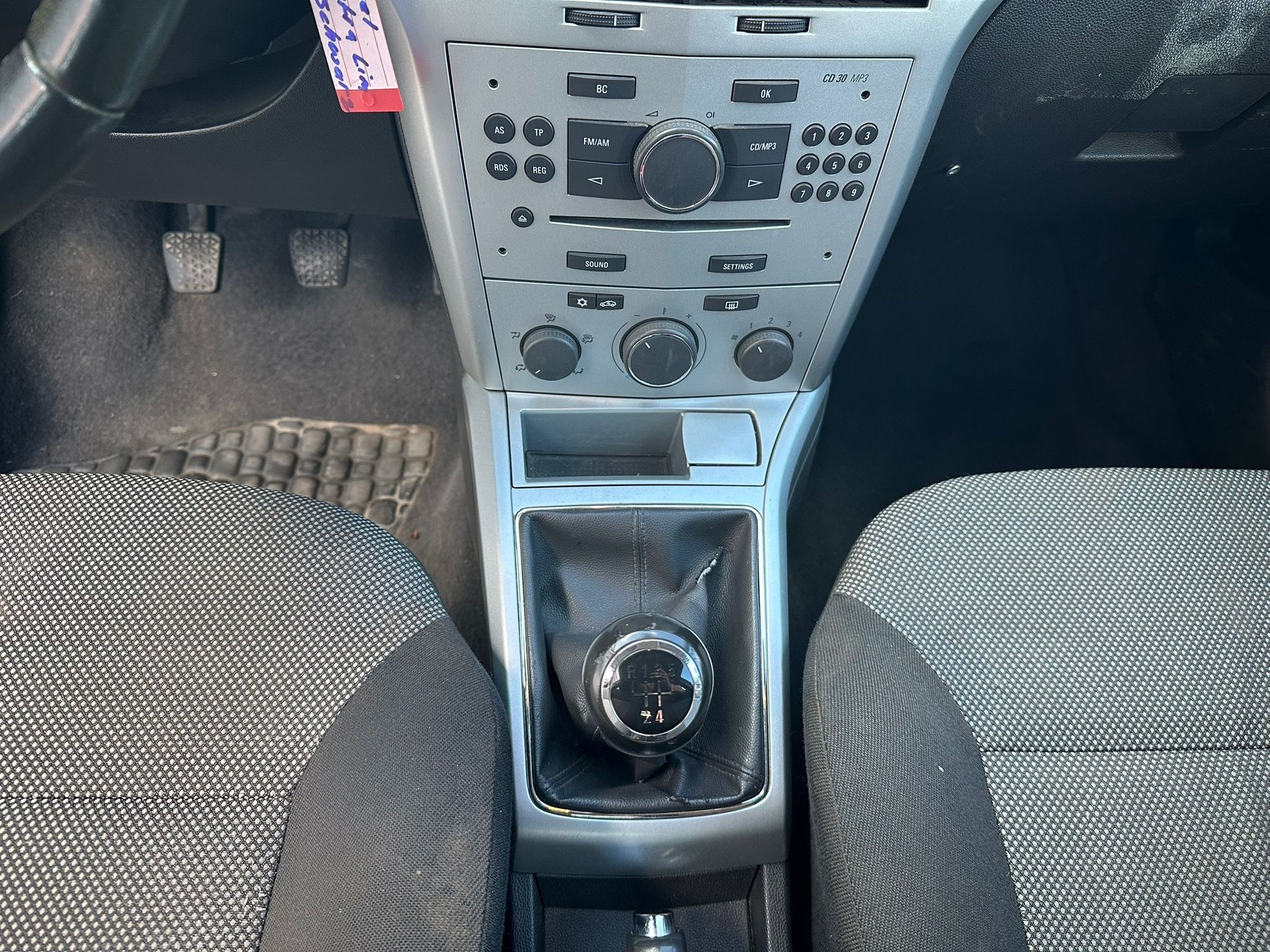 OPEL Astra 1.6i 16V Enjoy-image-15