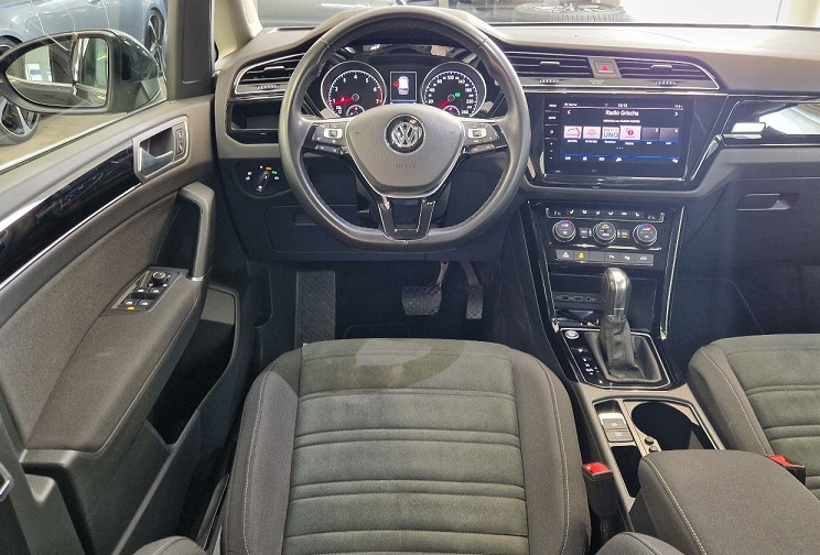 VW Touran 1.5 TSI EVO Highline DSG-image-6