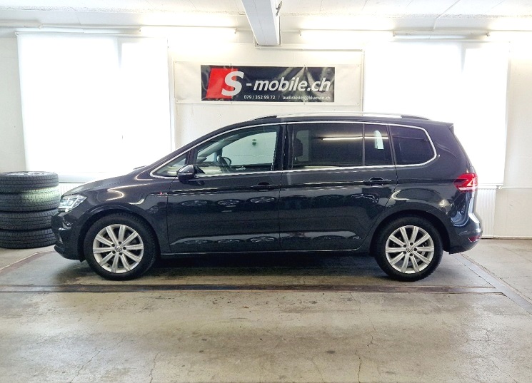 VW Touran 1.5 TSI EVO Highline DSG-image-1