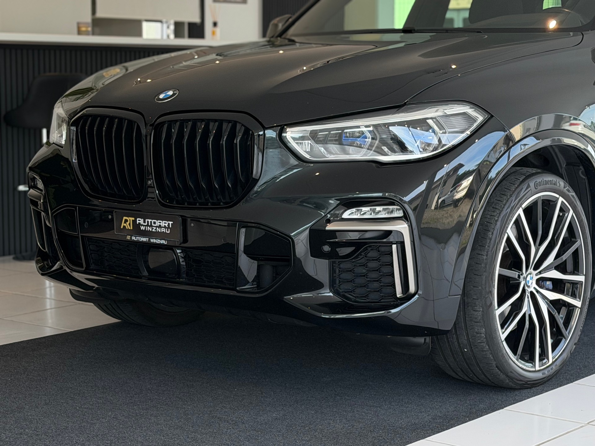 BMW X5 xDrive 48V 30d M Sport Steptronic **AHK**-showroom-element-1