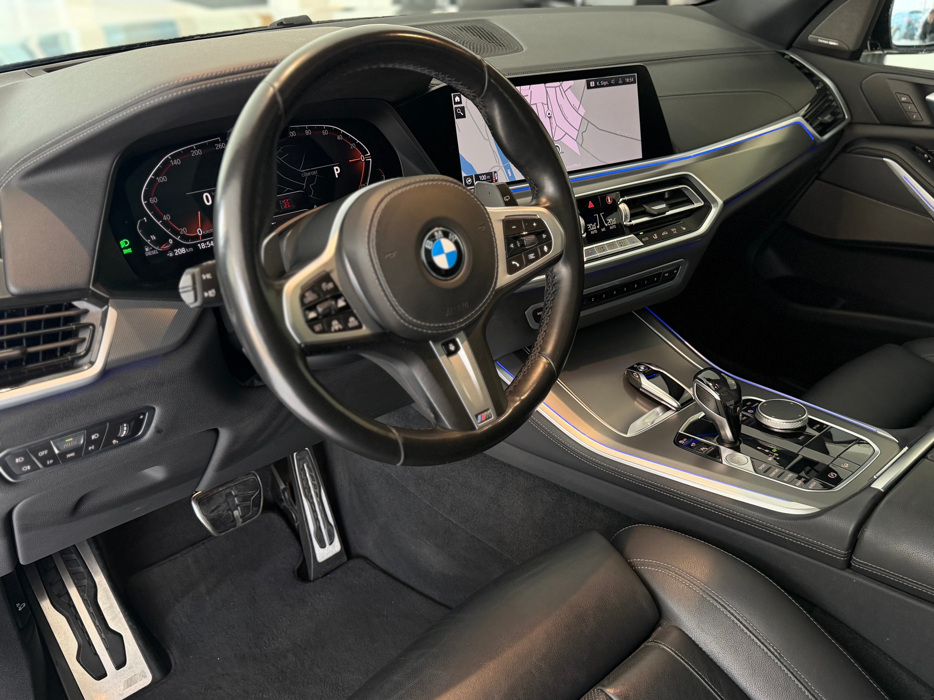 BMW X5 xDrive 48V 30d M Sport Steptronic **AHK**-image-12