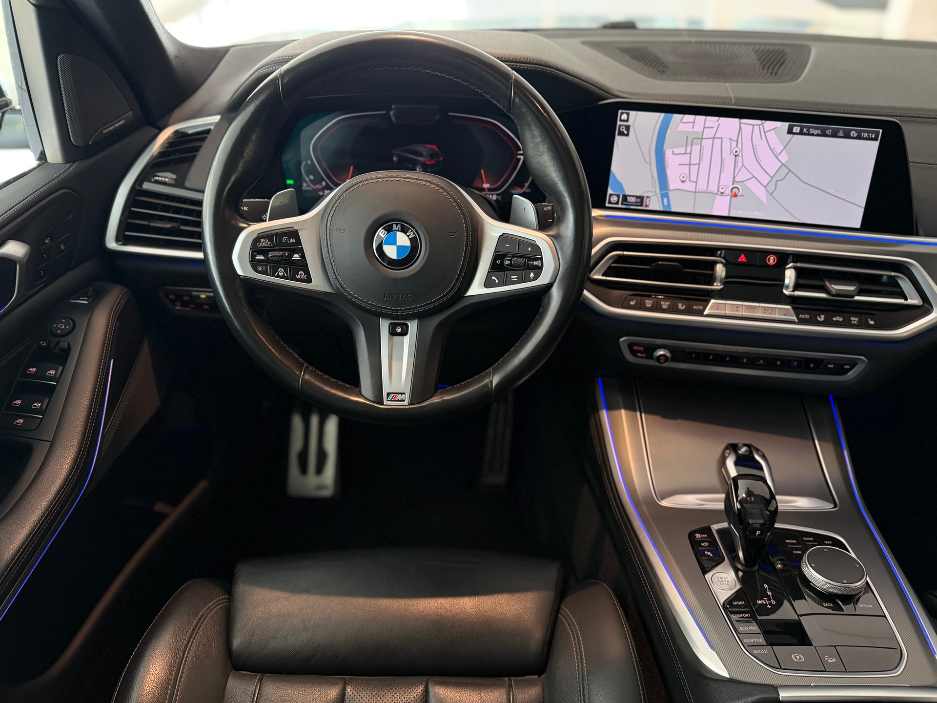 BMW X5 xDrive 48V 30d M Sport Steptronic **AHK**-image-14