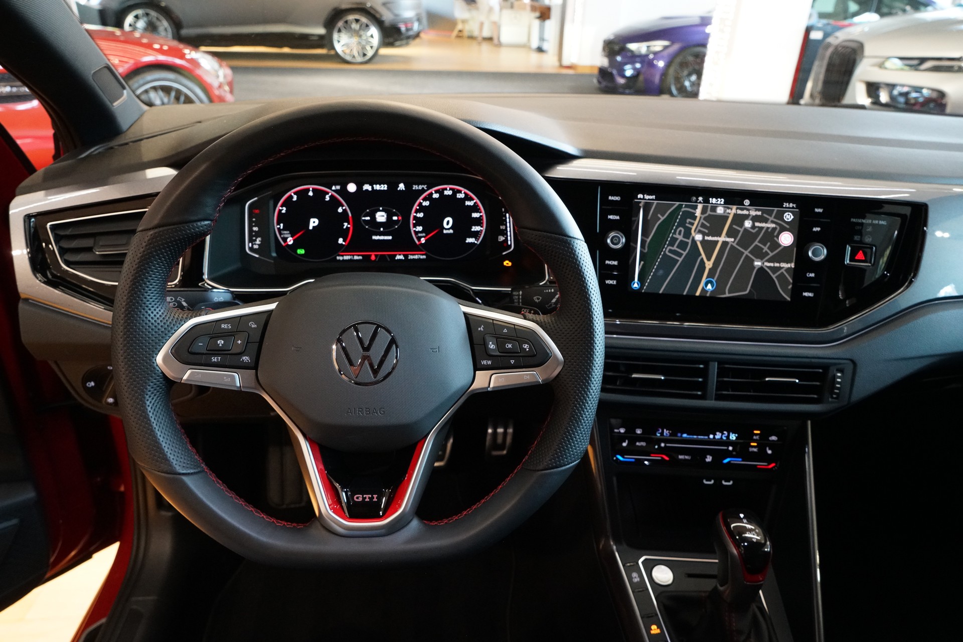 VW Polo 2.0 TSI GTI DSG Kings Red Metallic-image-13