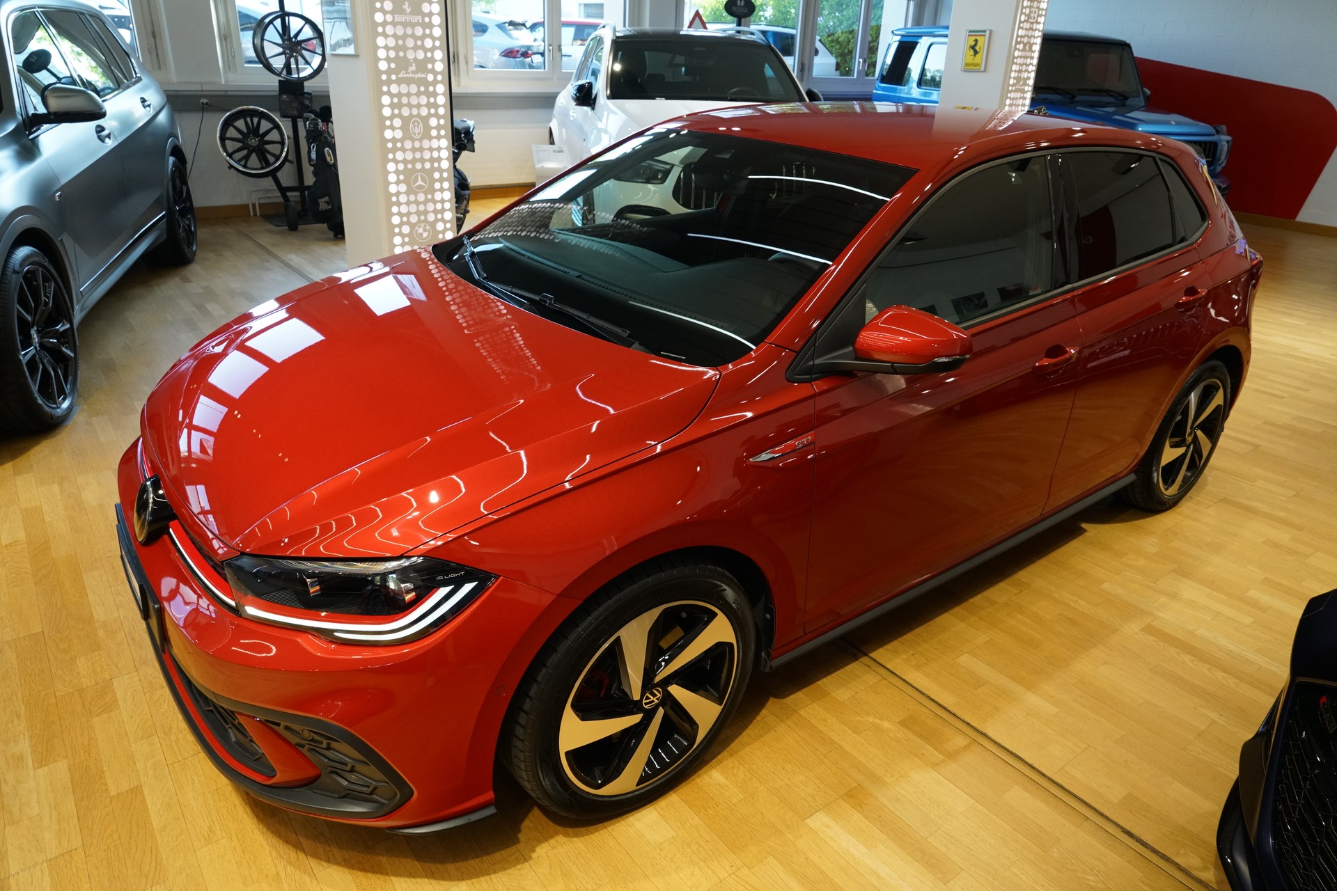VW Polo 2.0 TSI GTI DSG Kings Red Metallic-image-9