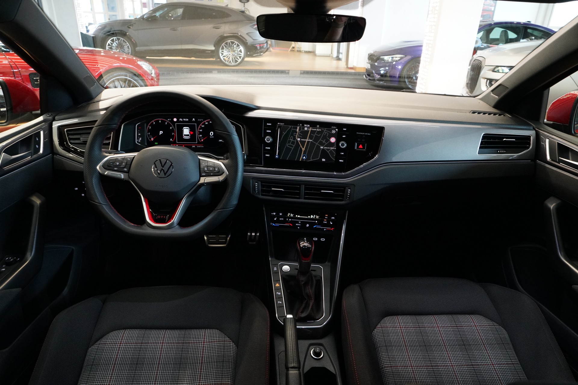 VW Polo 2.0 TSI GTI DSG Kings Red Metallic-image-11