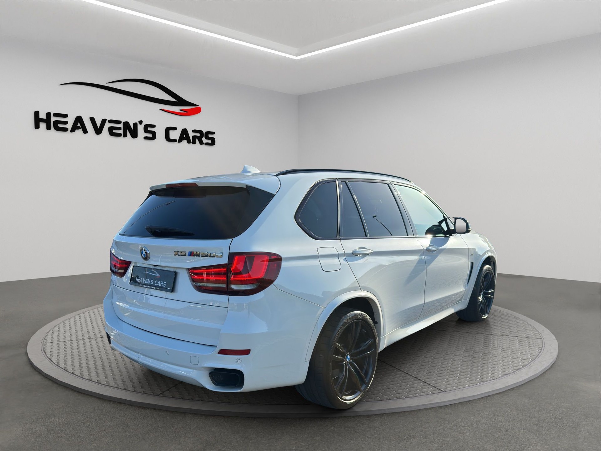 BMW X5 xDrive M50d Steptronic-image-6