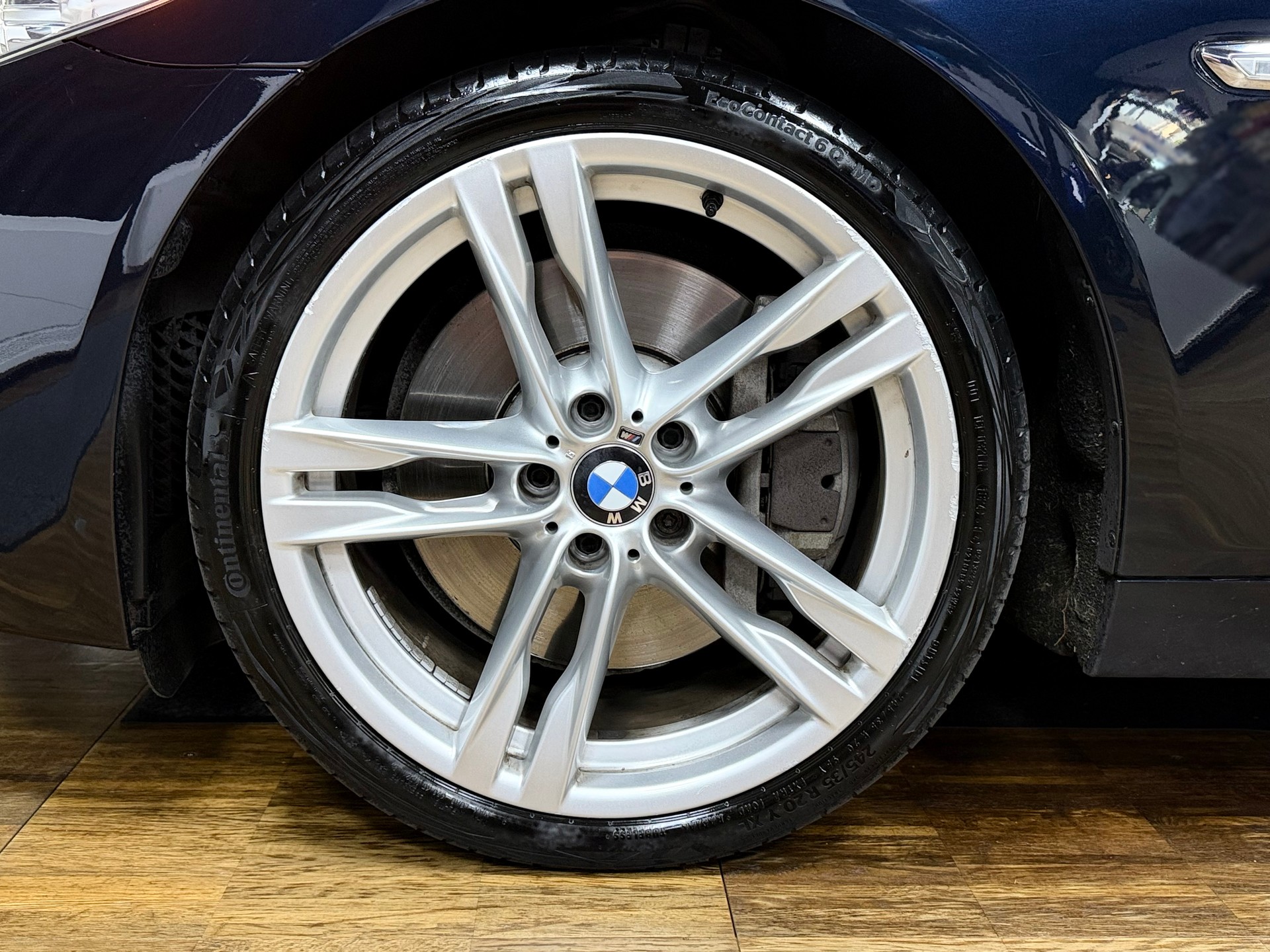 BMW M550d xDrive Touring Steptronic-image-26