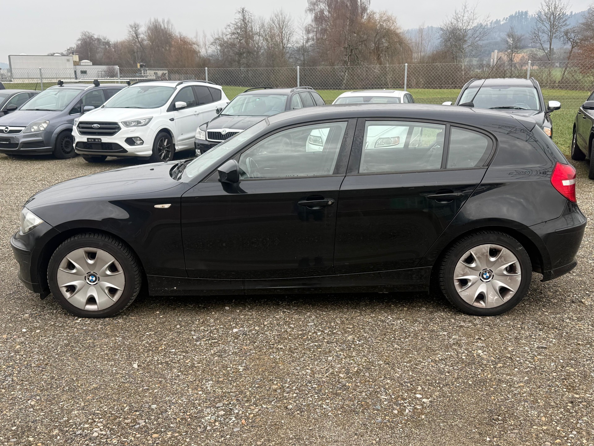 BMW 116i-image-8