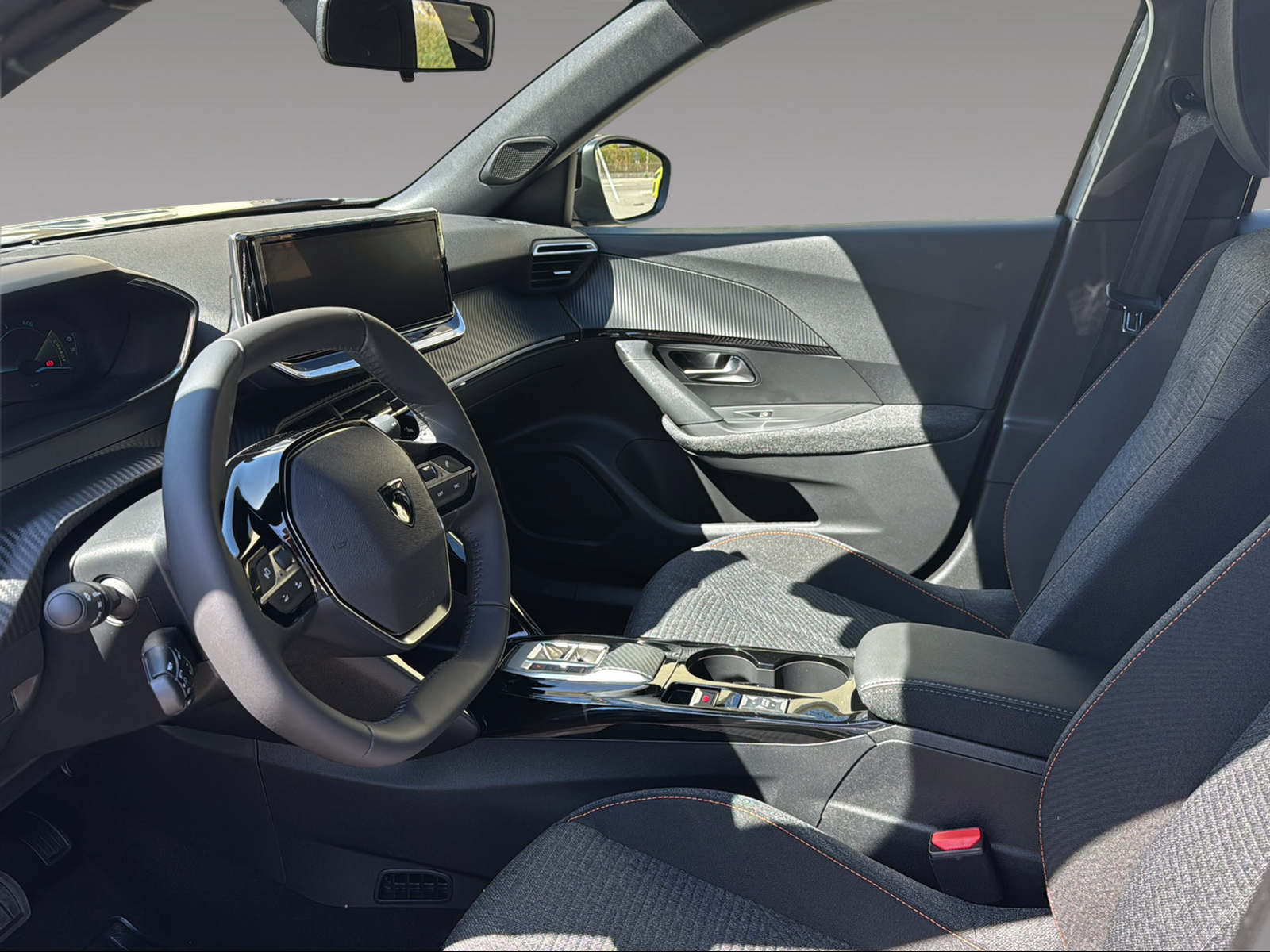PEUGEOT 2008 e-Style 156 PS-image-8