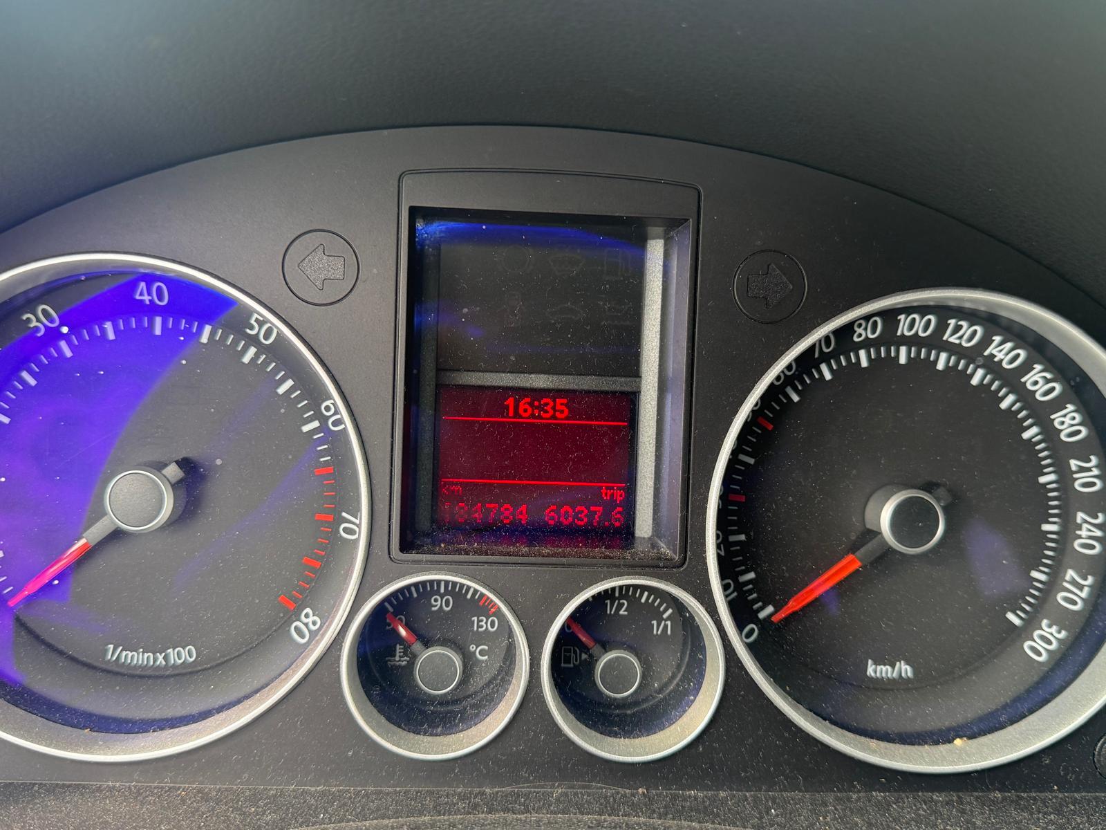 VW Golf 2.0 TFSI GTI-image-11
