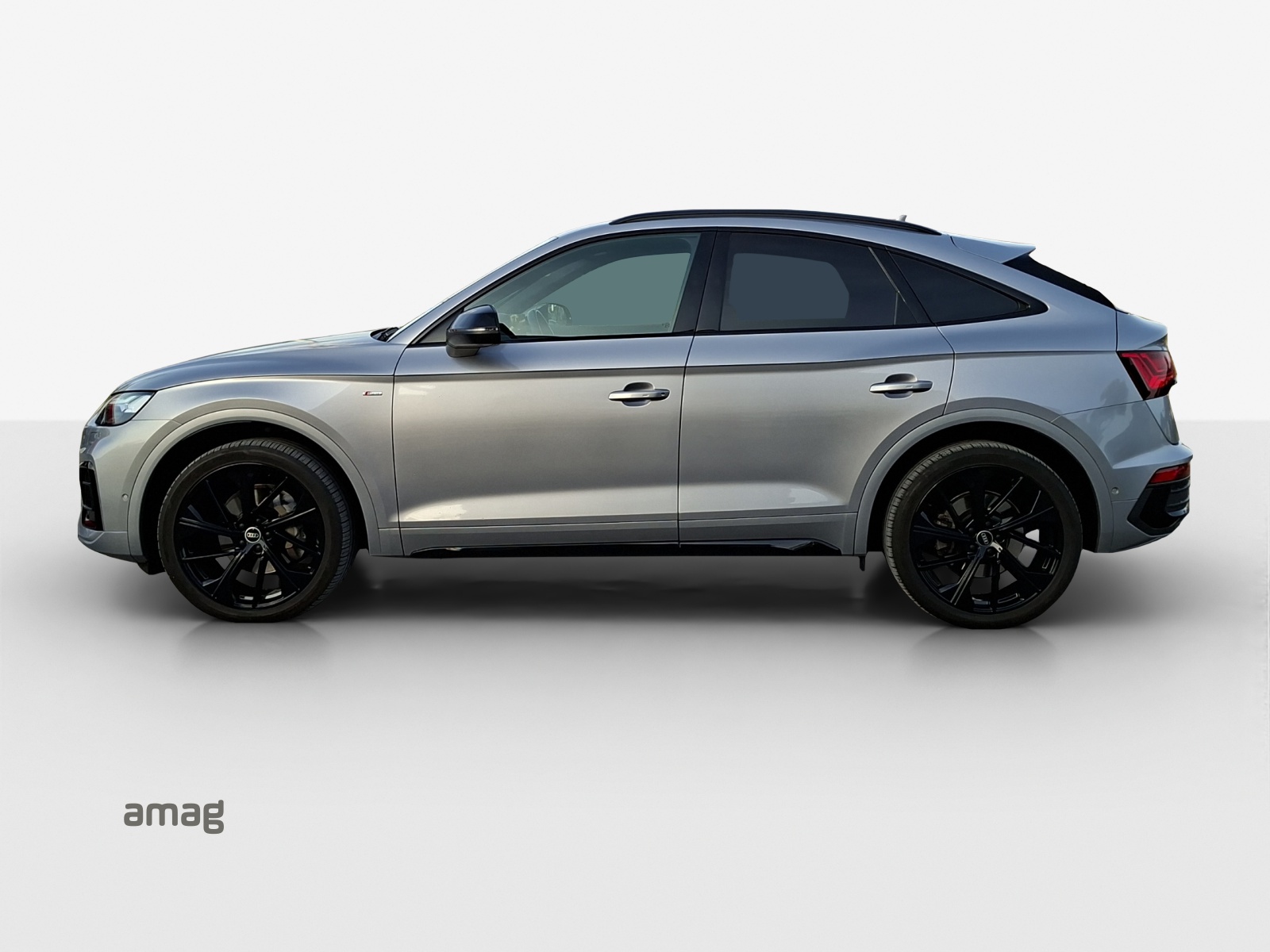 AUDI Q5 Sportback 40 TDI Blackedition quattro S-tronic-image-1