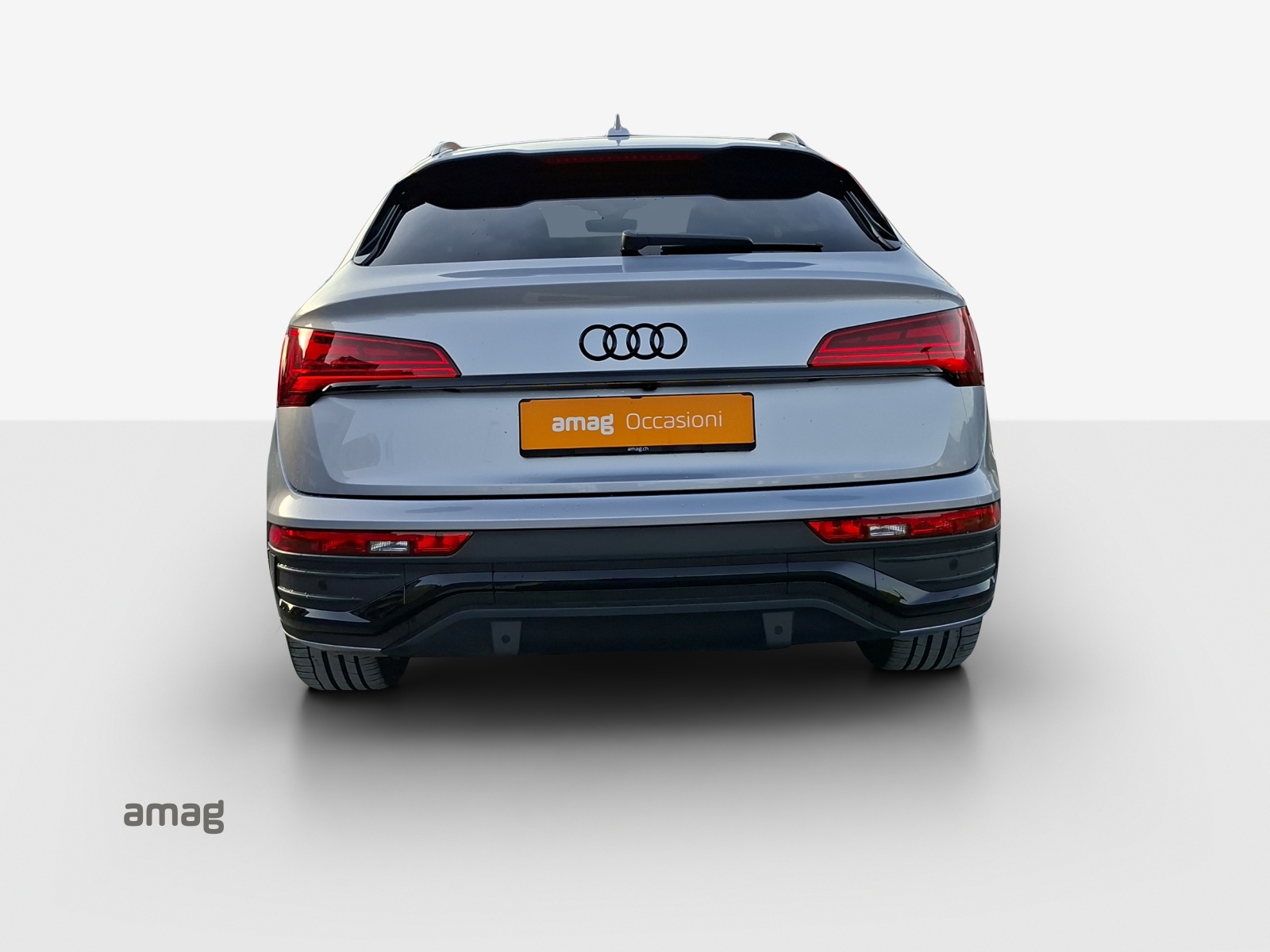 AUDI Q5 Sportback 40 TDI Blackedition quattro S-tronic-image-3
