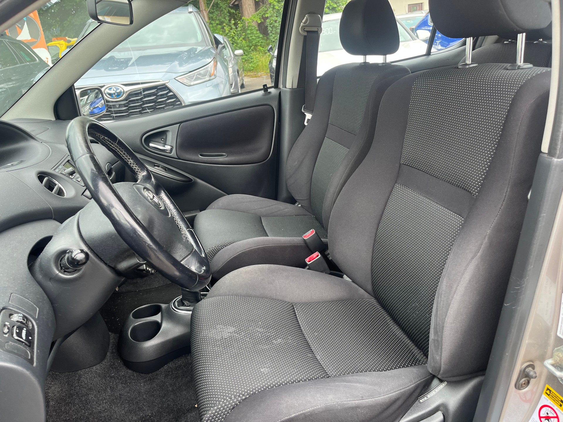 TOYOTA Yaris 1.5 TS-image-9
