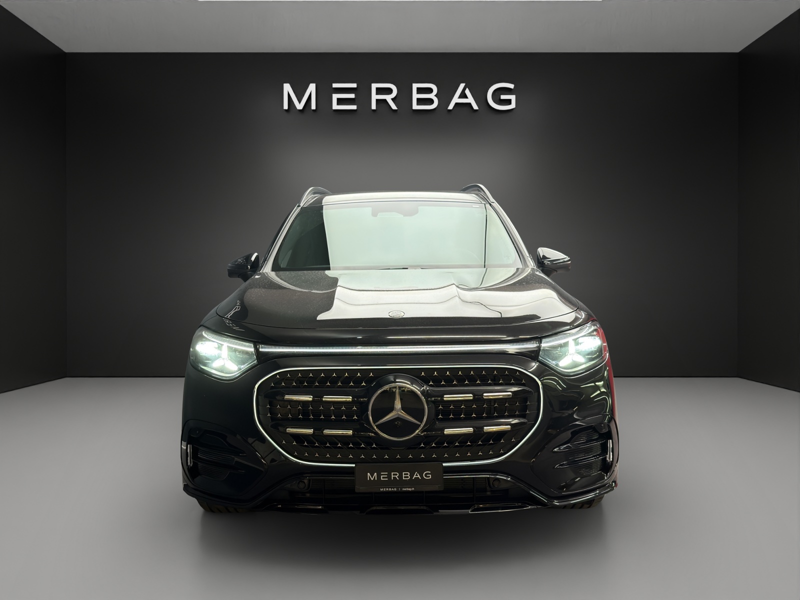 MERCEDES-BENZ GLB 220 4MATIC-image-1