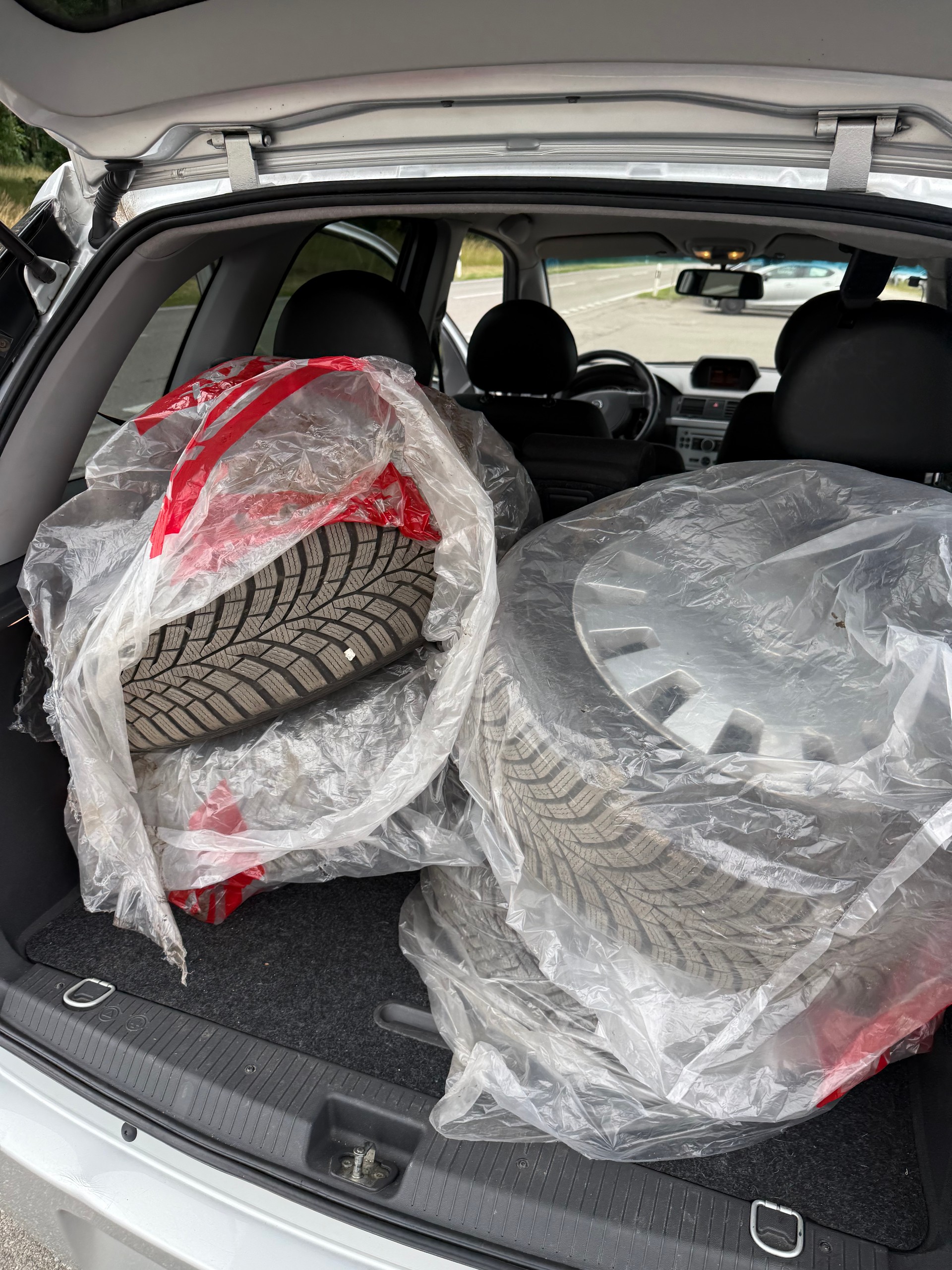 OPEL Meriva 1.8i 16V Cosmo-image-5
