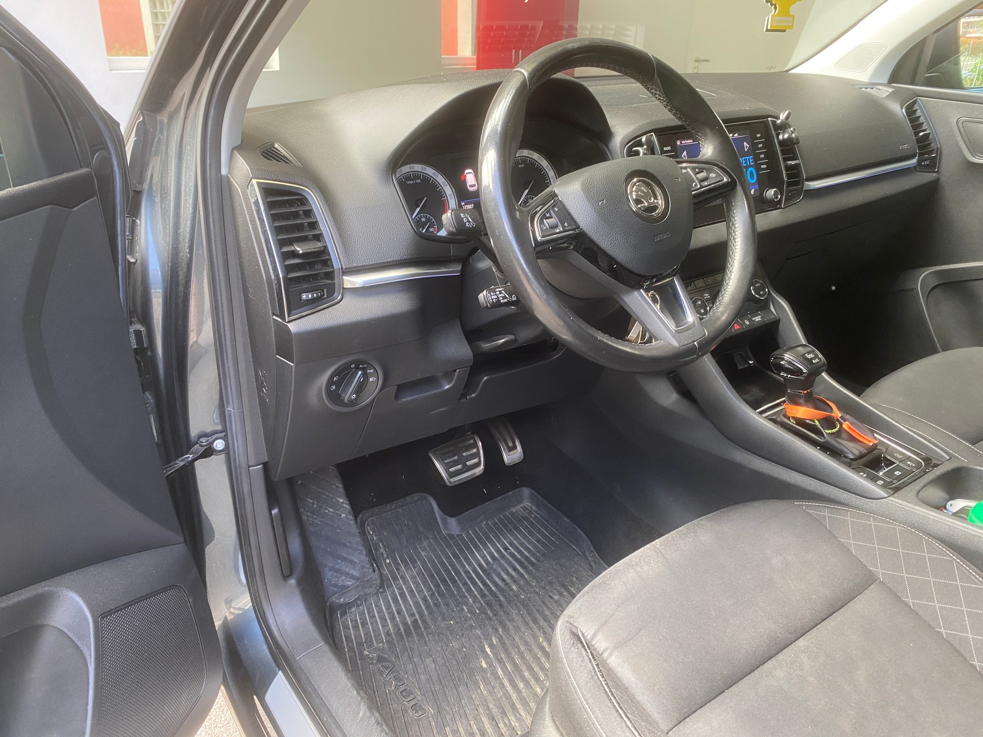 SKODA 2.0 TDI Ambition 4x4 DSG-image-5
