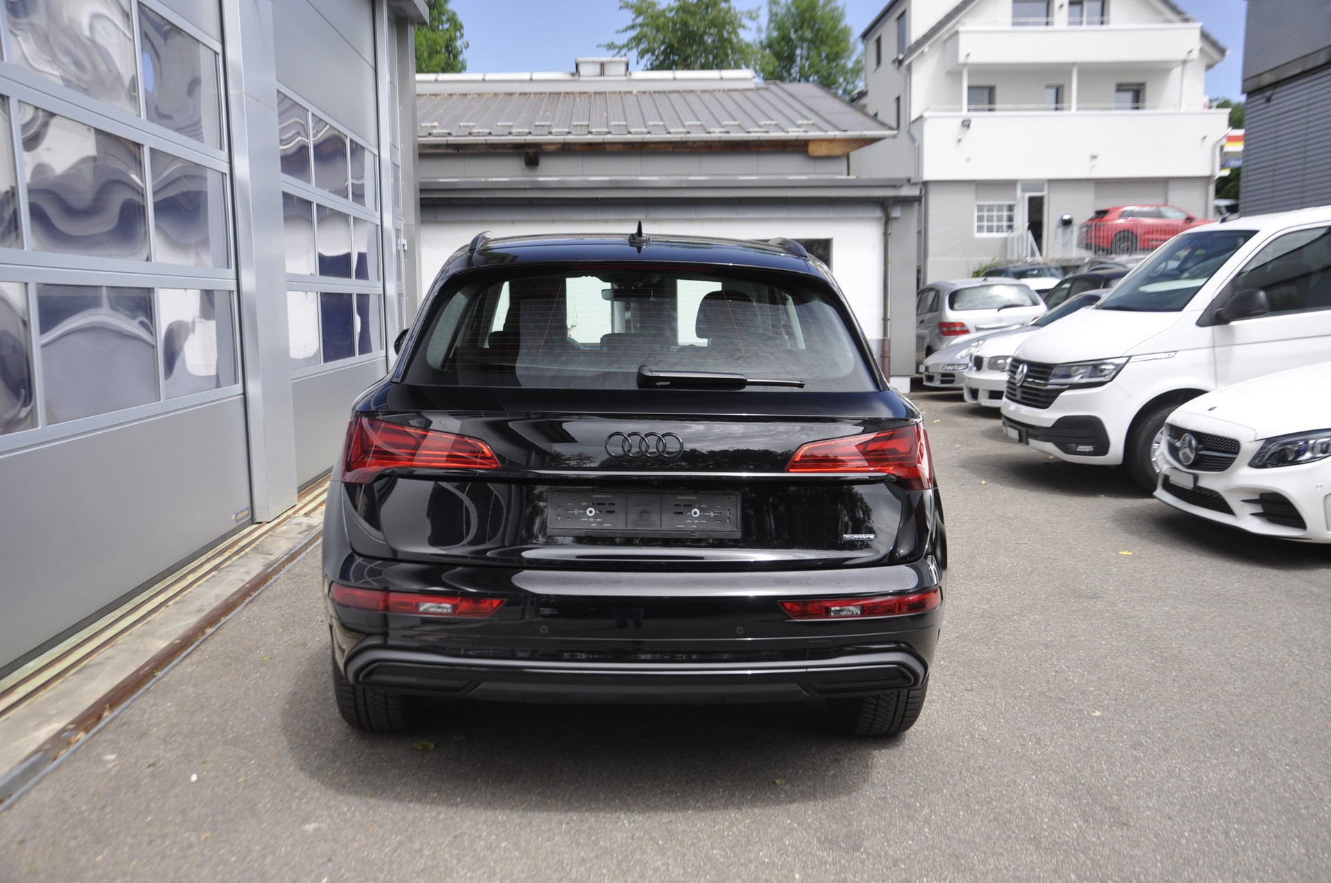 AUDI Q5 50 TFSI e PHEV advanced quattro S-tronic I Anhängerkupplung-image-10
