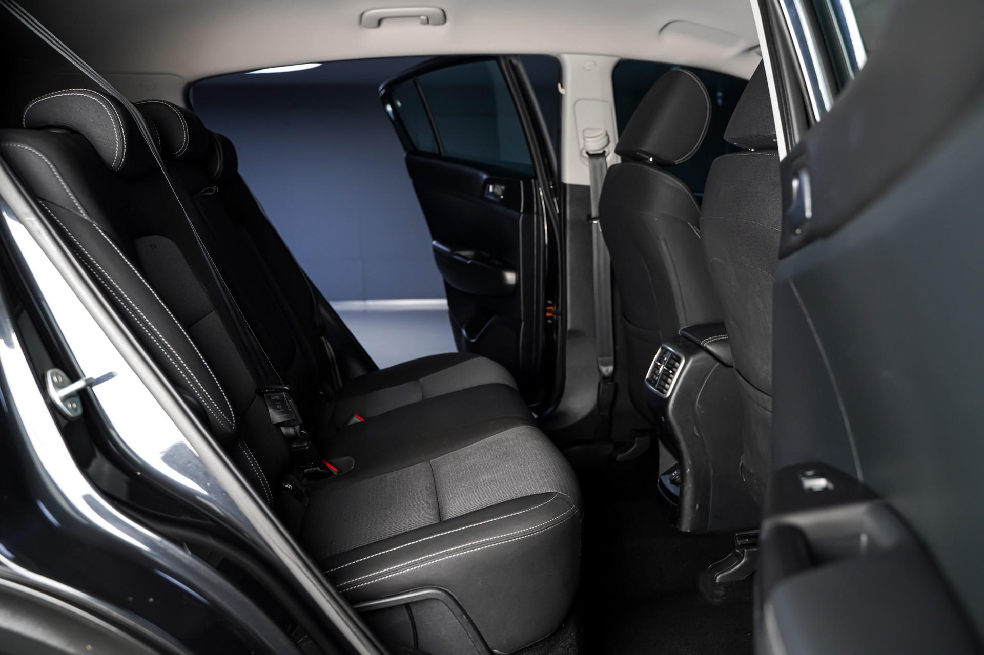 KIA Sportage 1.6CRDi Mild Hybrid Trend 4WD Automat-image-13