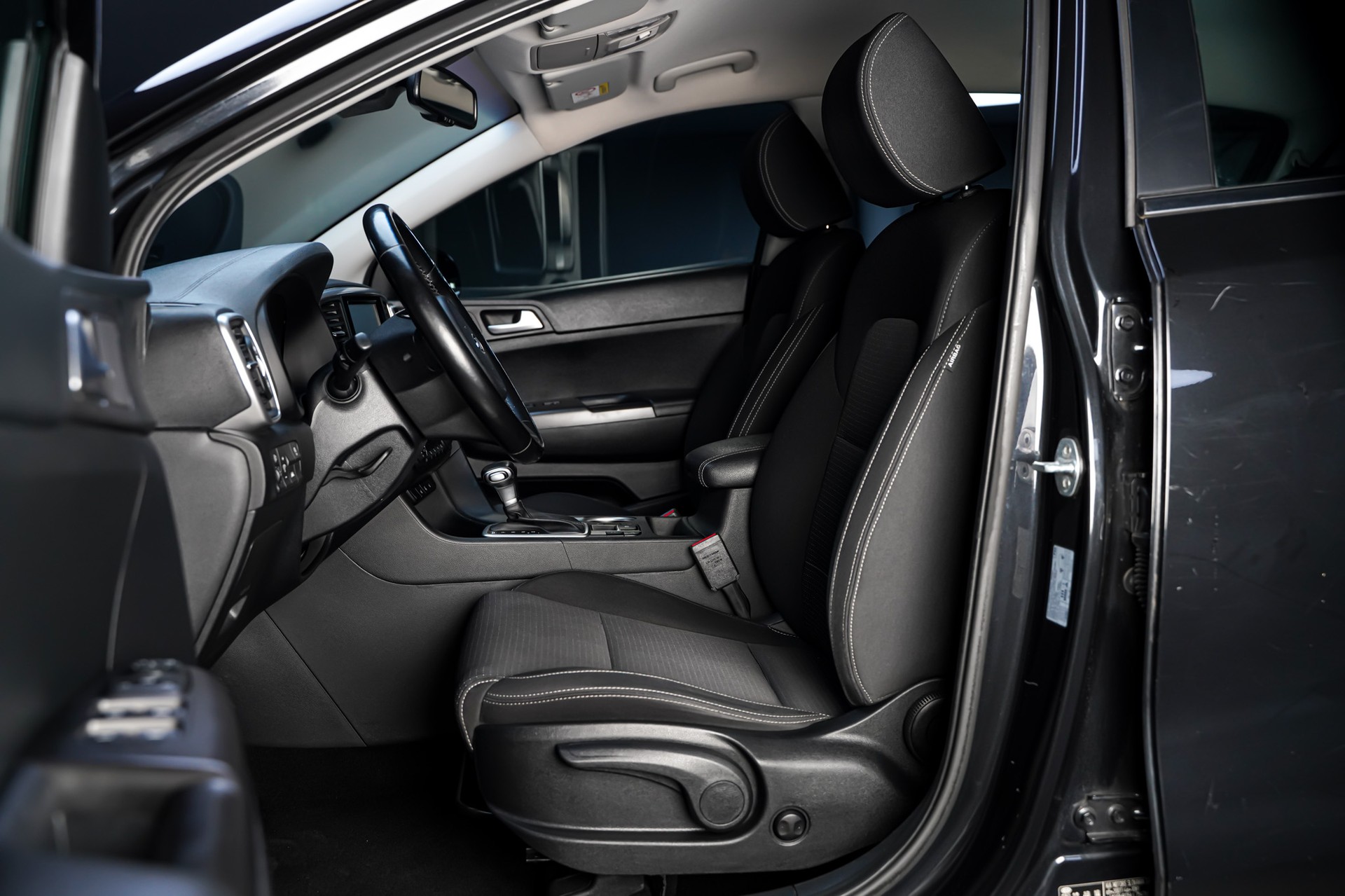 KIA Sportage 1.6CRDi Mild Hybrid Trend 4WD Automat-image-10