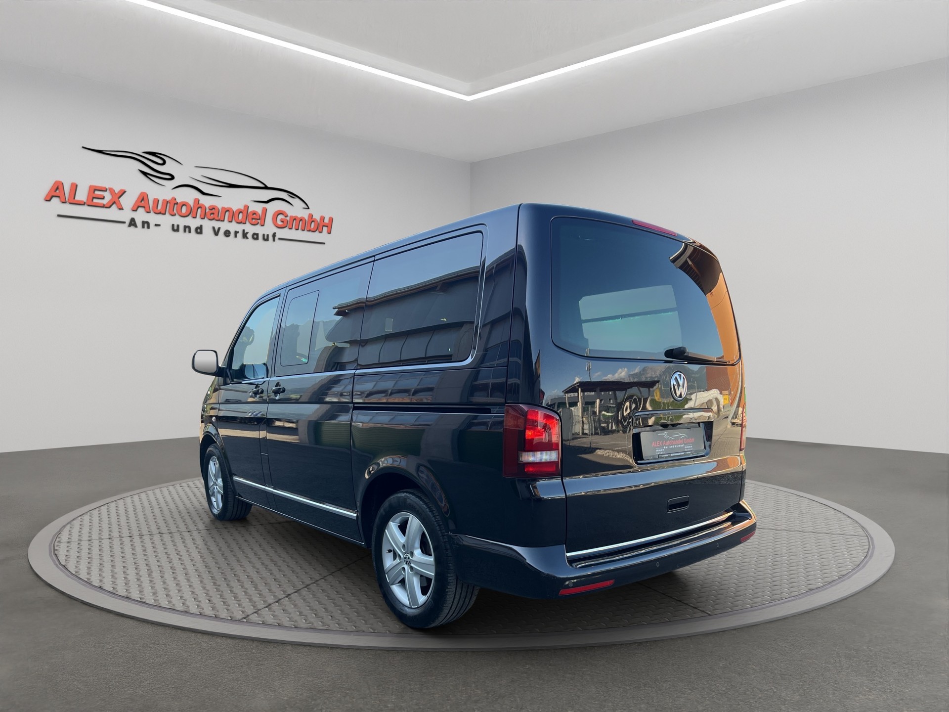 VW T5 Multivan 2.0 Bi-TDI CR Highline 4Motion DSG-image-3