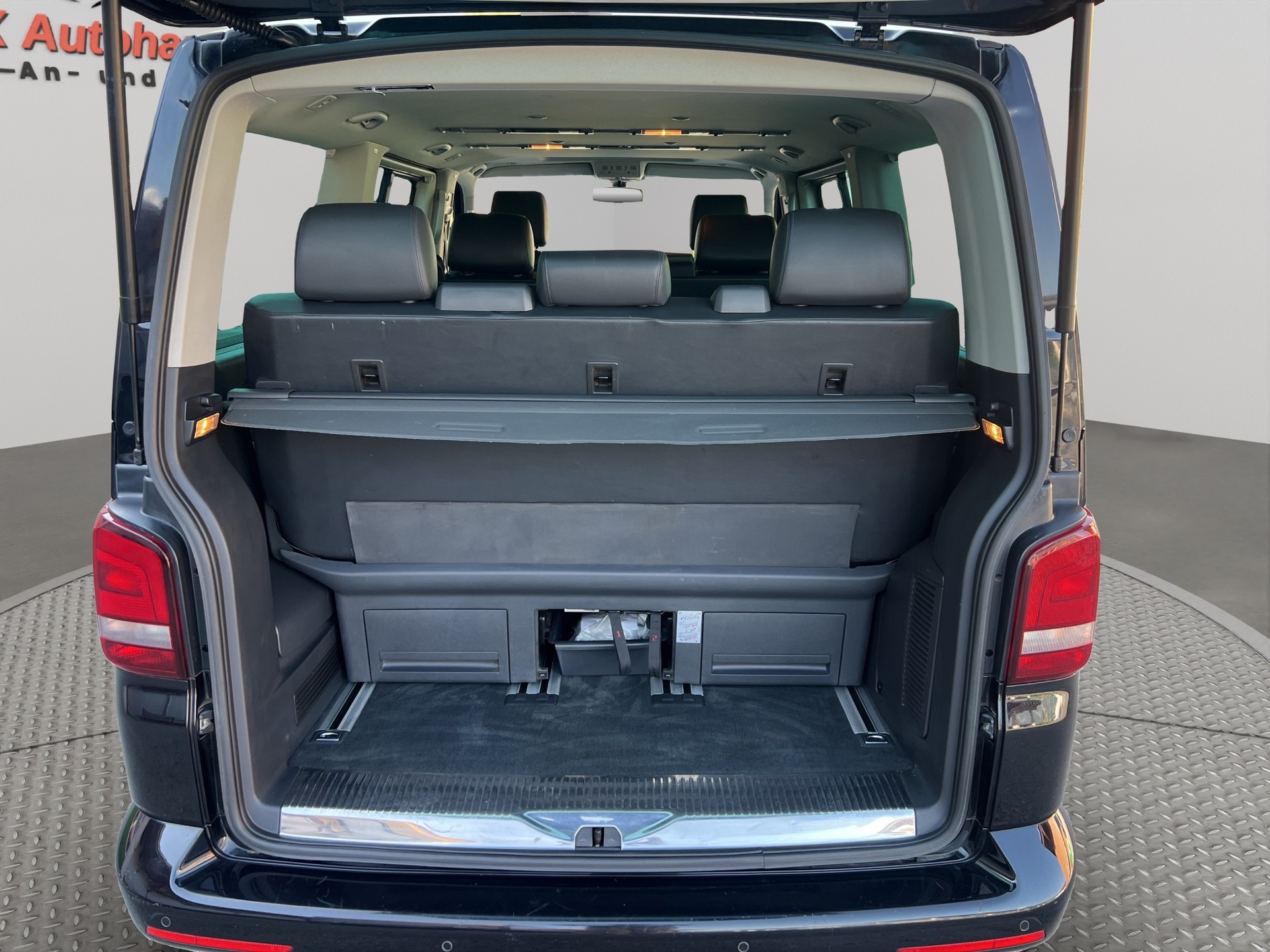 VW T5 Multivan 2.0 Bi-TDI CR Highline 4Motion DSG-image-5