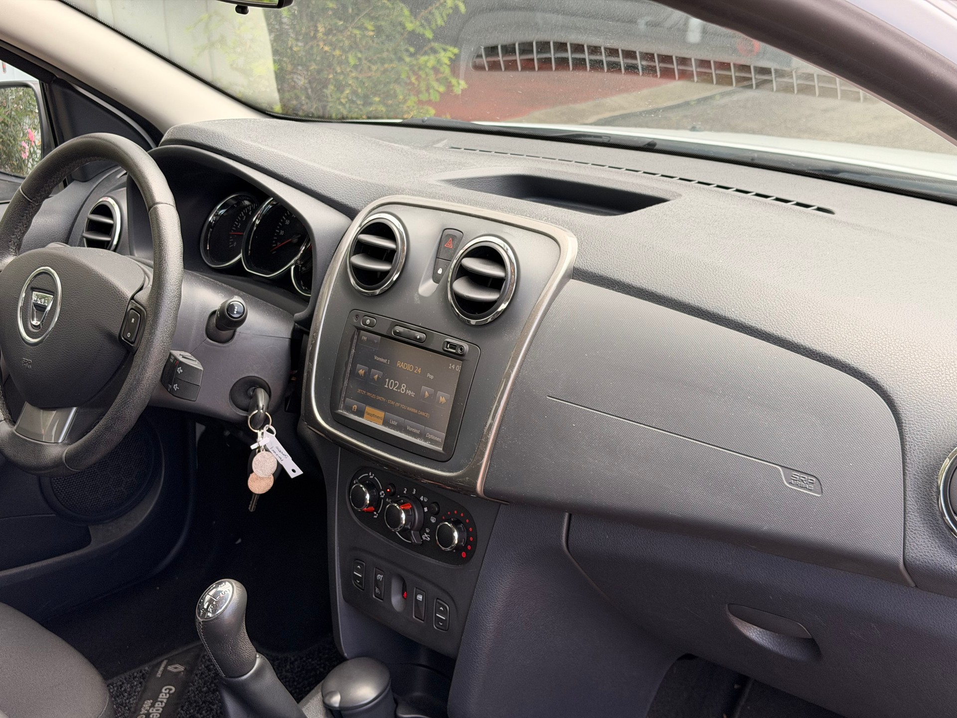 DACIA Sandero Tce 90 Stepway Lauréate-image-12