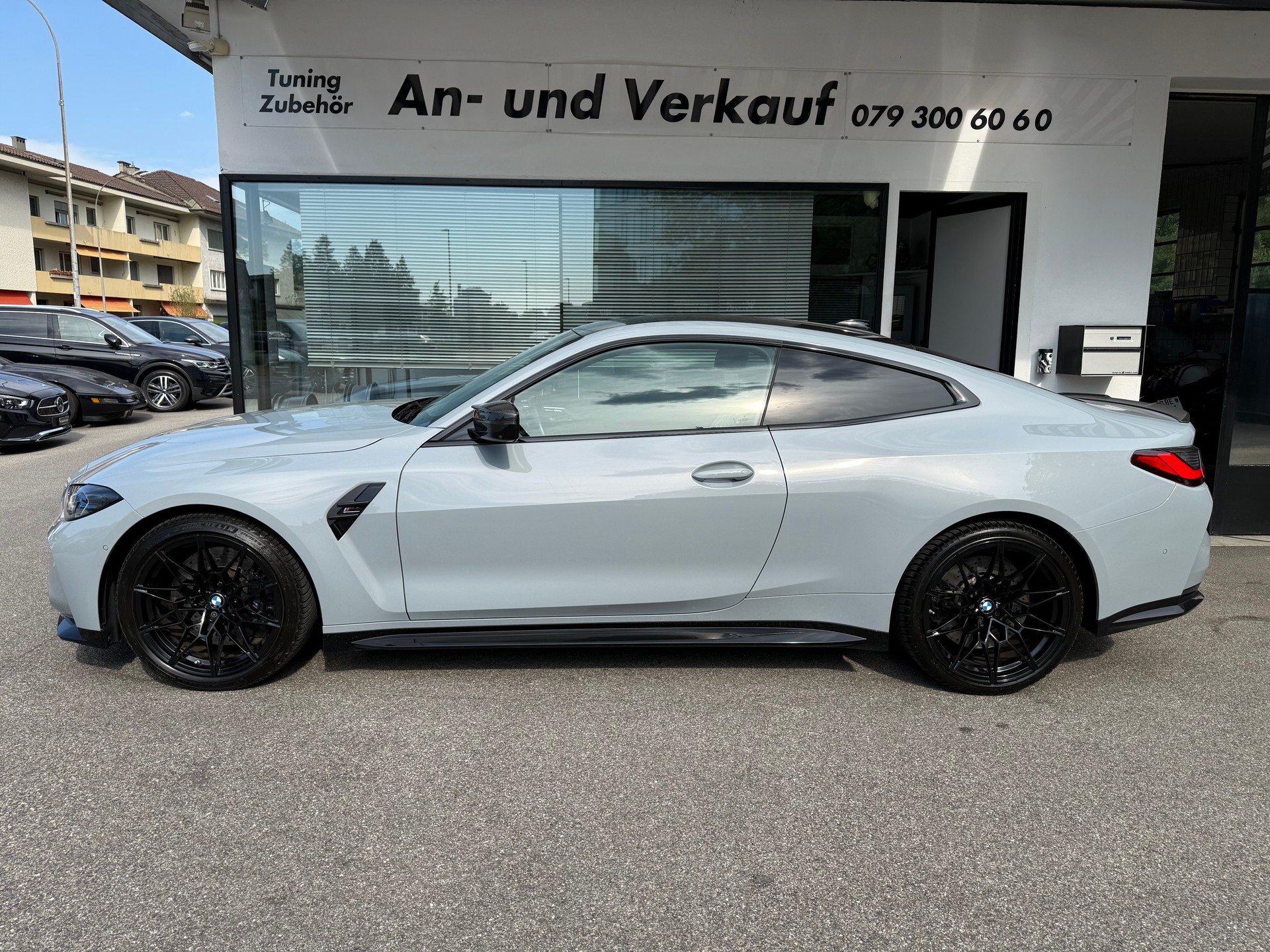 BMW M4 Coupé Competition-image-2