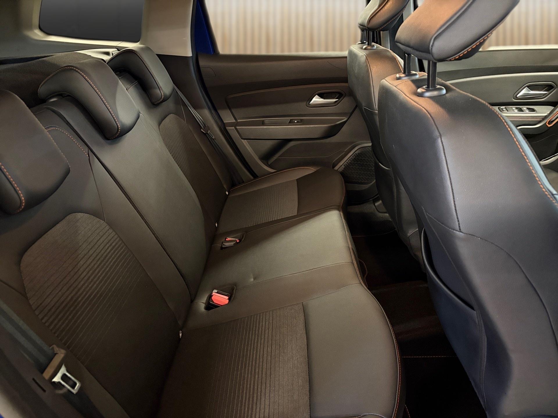 DACIA Duster TCe 150 Extreme EDC 4x2-image-14