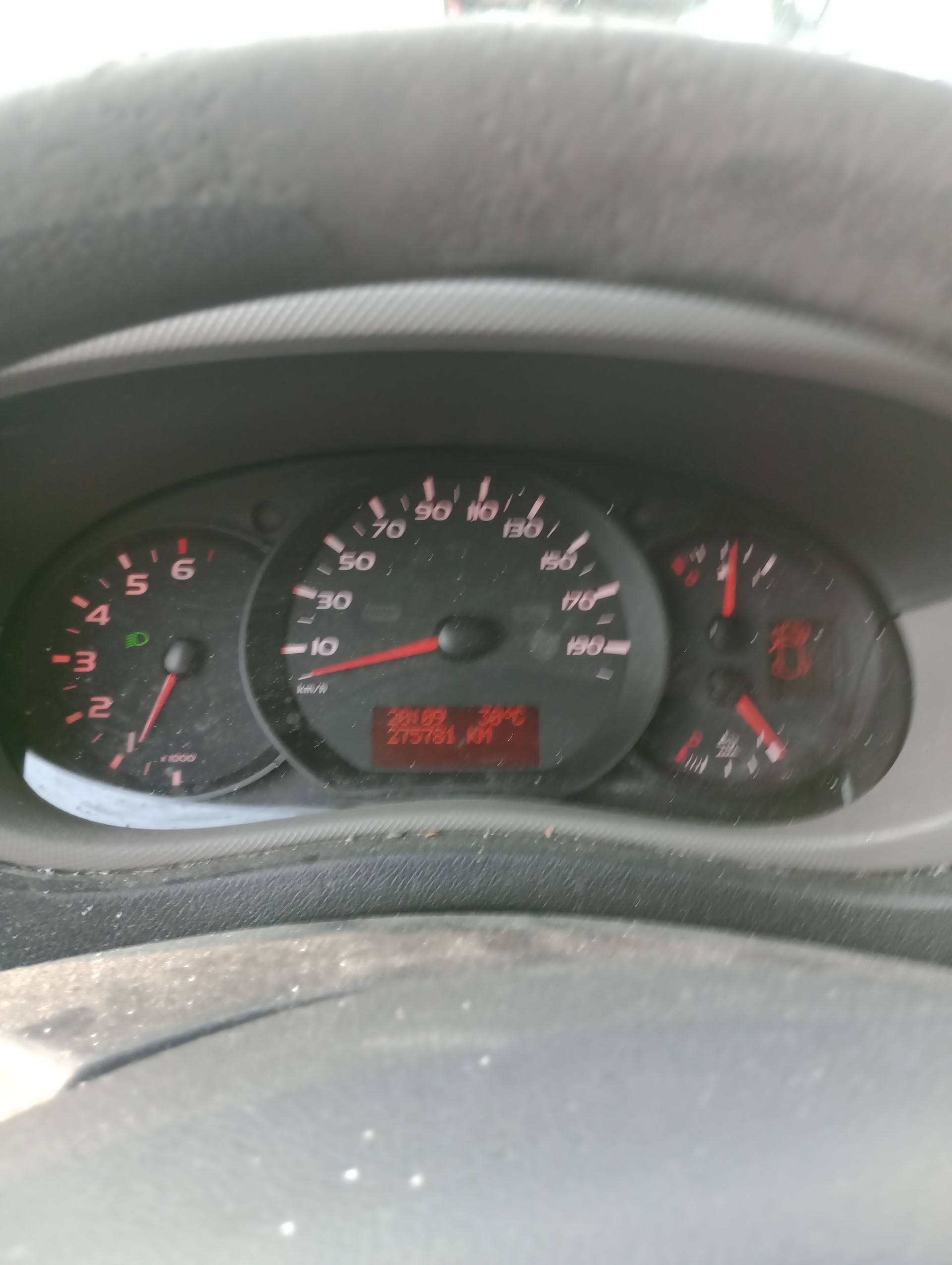 RENAULT 2.3 dCi 145 TwinTurbo-image-2