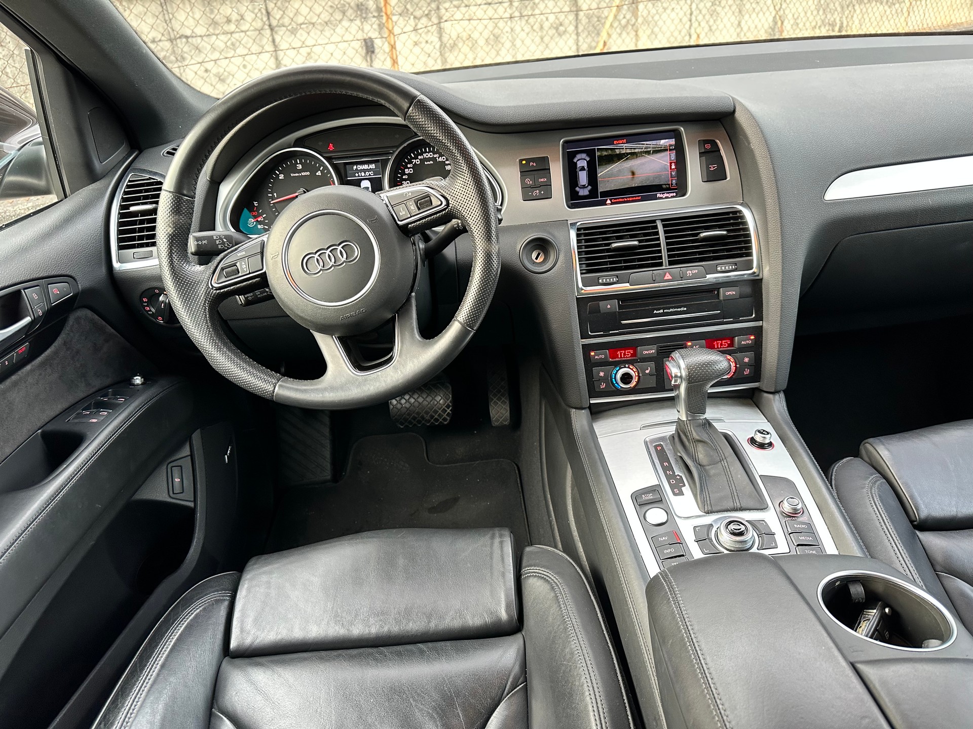 AUDI Q7 4.2 TDI quattro tiptronic-image-9