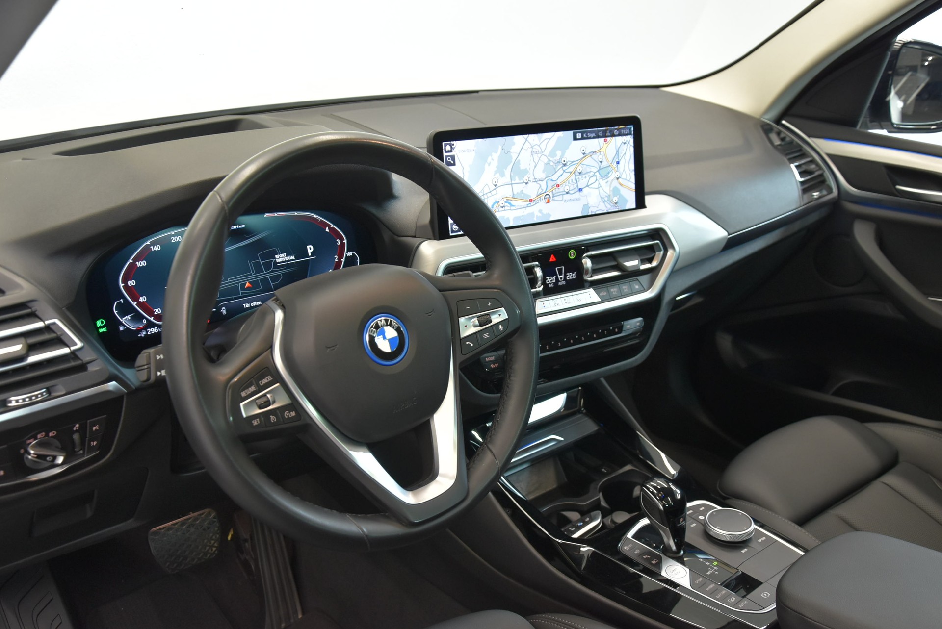 BMW X3 xDrive 30e-image-2