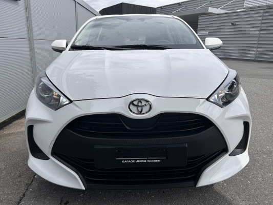 TOYOTA Yaris 1.5 Comfort e-CVT-image-1