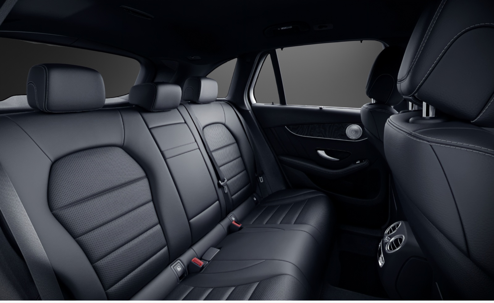 MERCEDES-BENZ GLC 250 AMG Line 4Matic 9G-Tronic-image-8