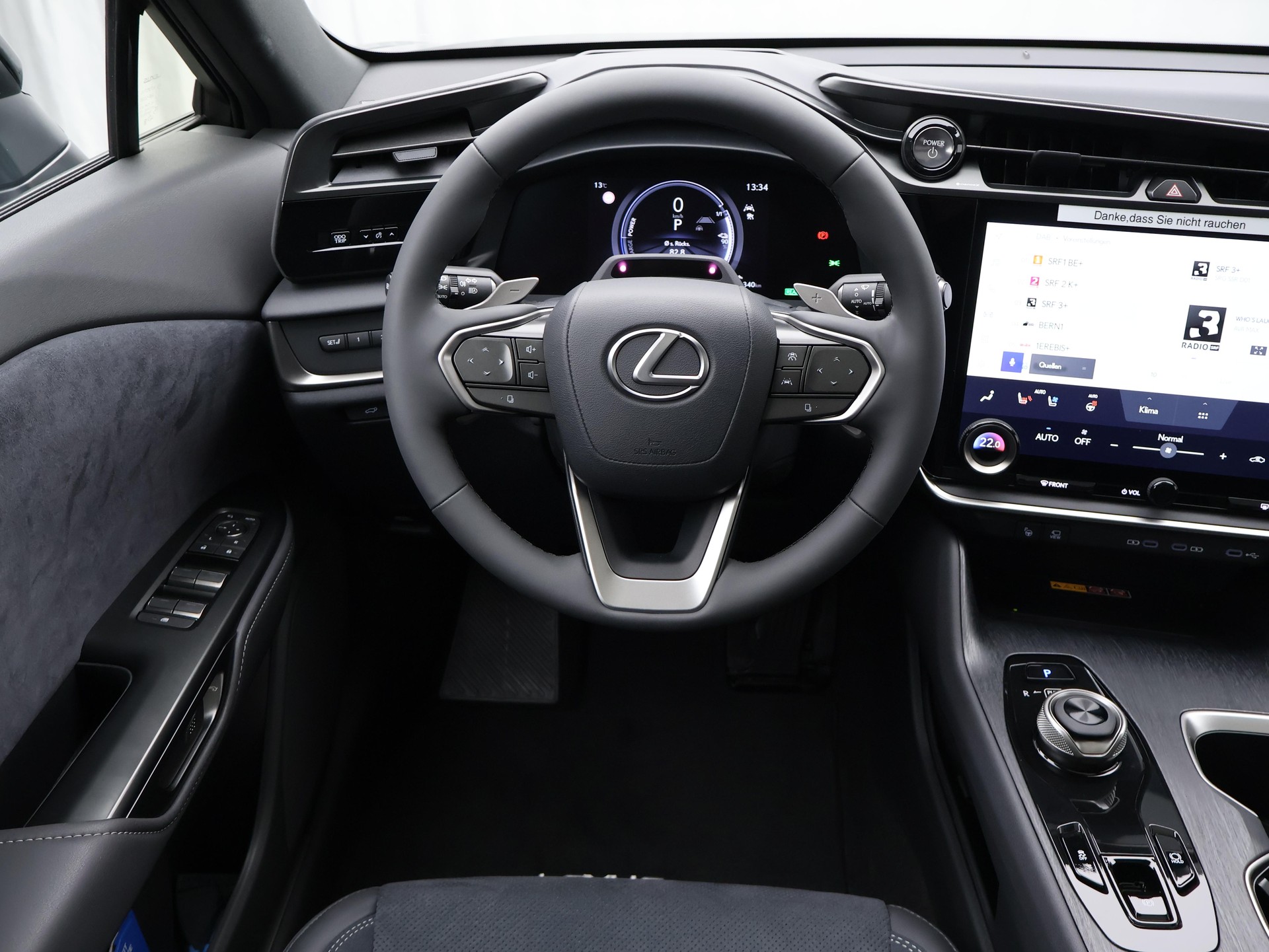 LEXUS RZ 450e Excellence-image-9