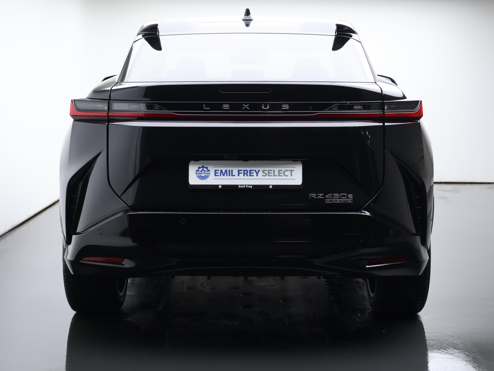 LEXUS RZ 450e Excellence-image-8