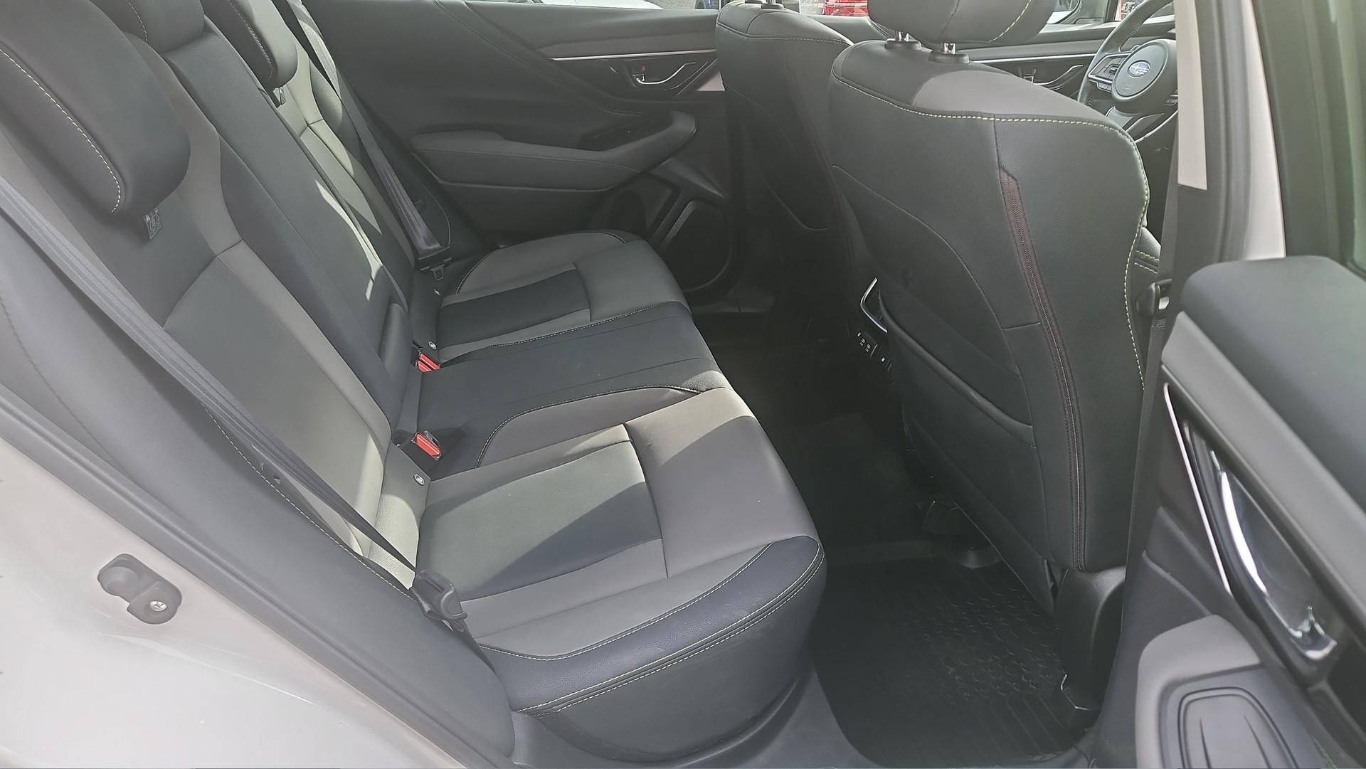 SUBARU Outback 2.5i Crossroad AWD Lineartronic mit AHK-image-13