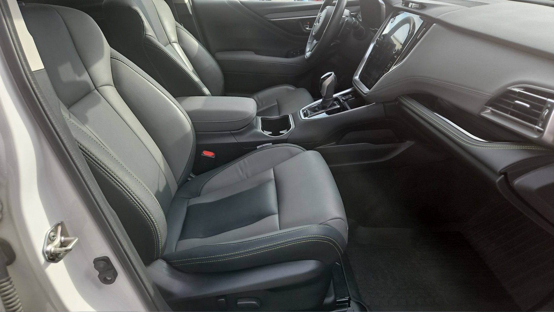 SUBARU Outback 2.5i Crossroad AWD Lineartronic mit AHK-image-11