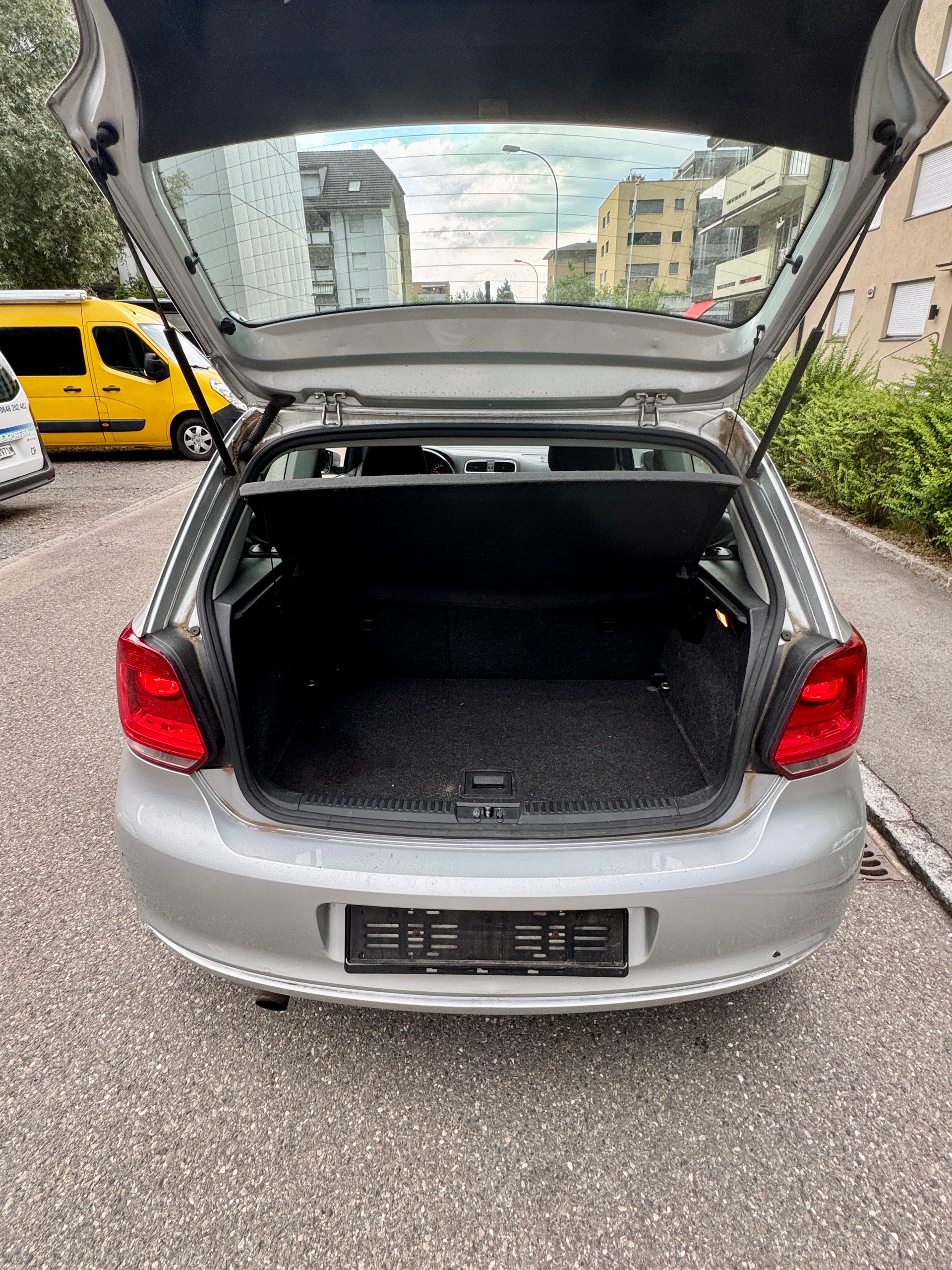 VW 1.2 TSI 105 Trendline-image-8