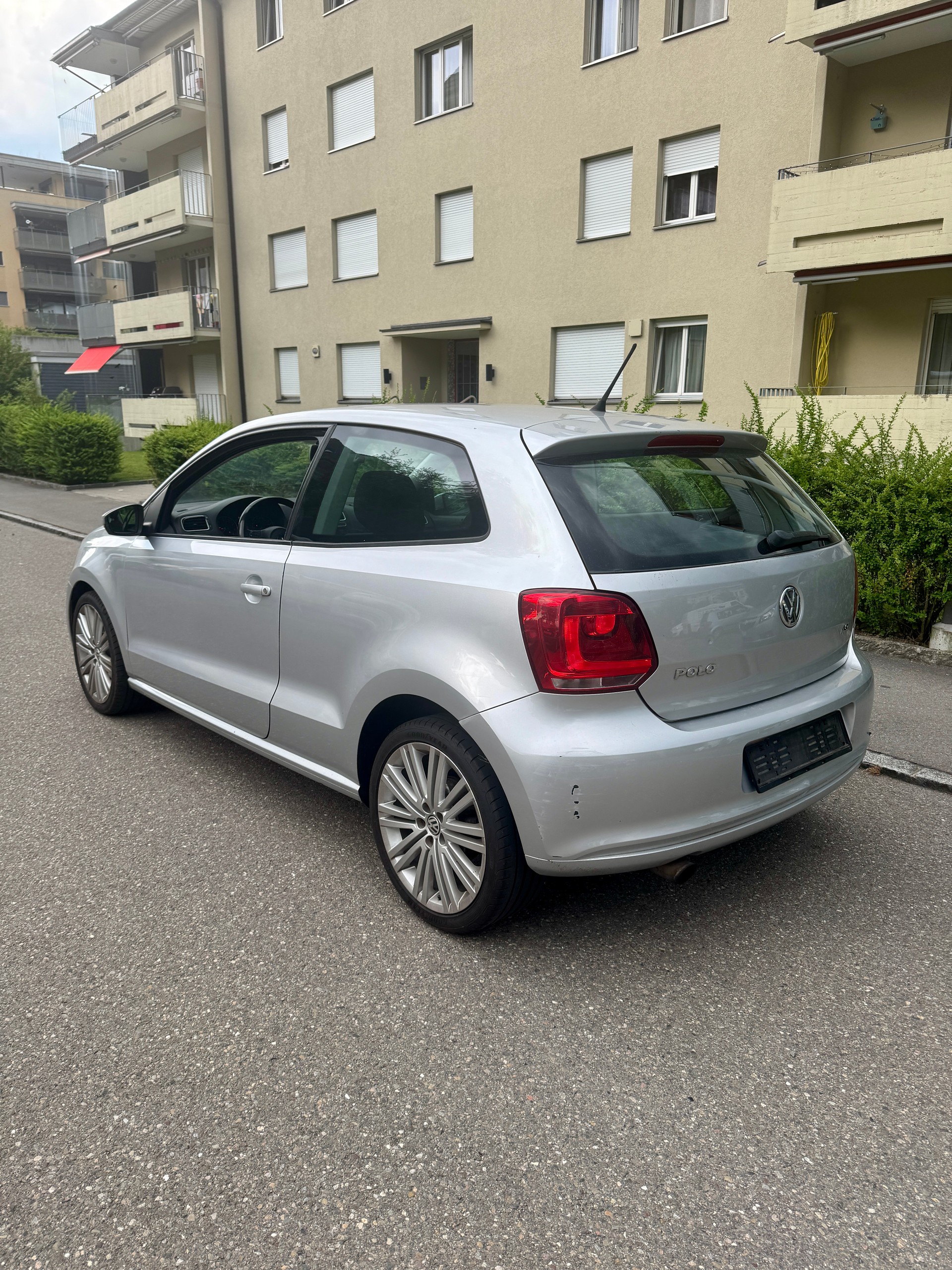 VW 1.2 TSI 105 Trendline-image-2