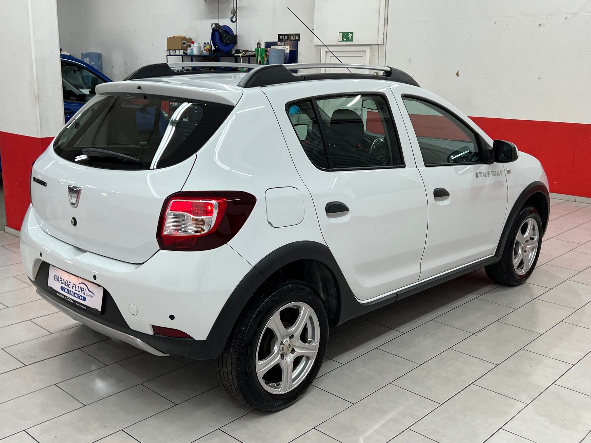 DACIA Sandero Tce 90 Stepway Lauréate-image-3
