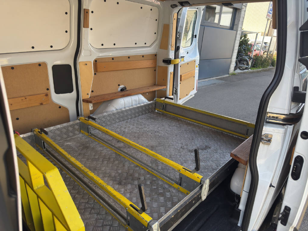 FORD Transit Custom Van 250 L1 2.2 TDCi 100 StartUp-image-14