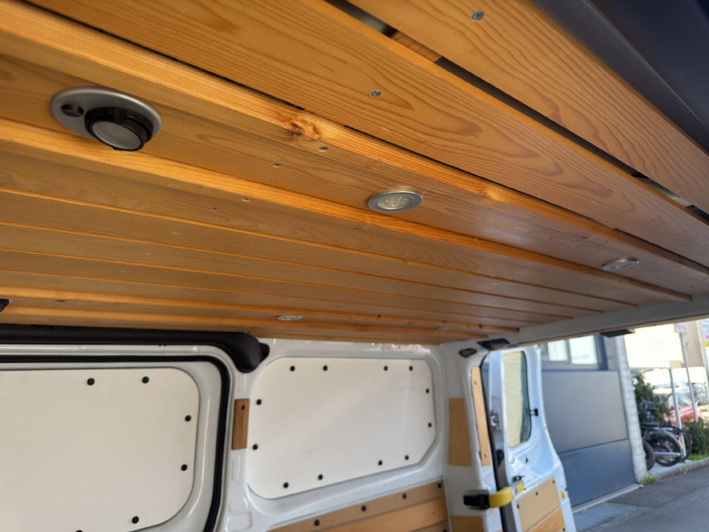 FORD Transit Custom Van 250 L1 2.2 TDCi 100 StartUp-image-15